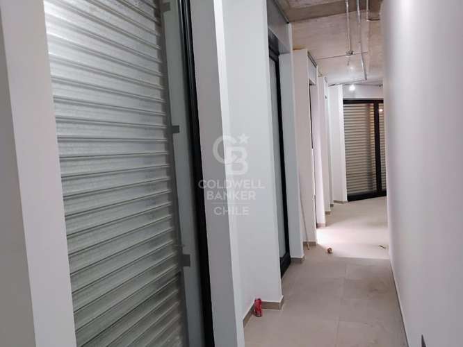 Local Comercial de 63 m2 en calle San Isidro - Imagen 4