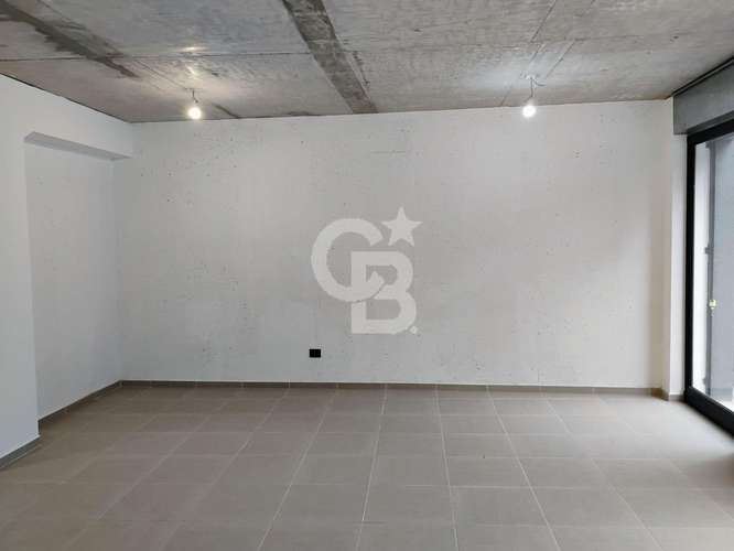 Local Comercial de 63 m2 en calle San Isidro - Imagen 12
