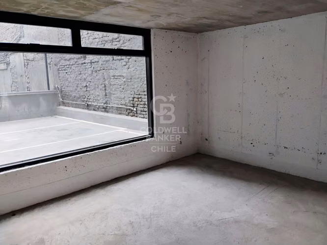 Local Comercial de 86 m2 en Santiago Centro