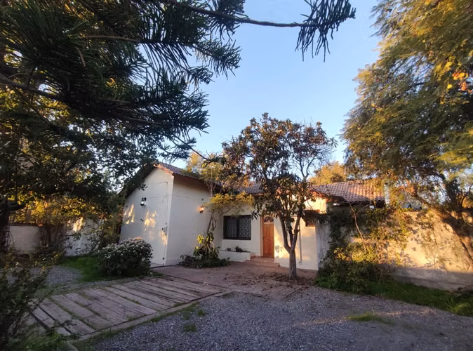 Se Vende Amplia Casa Cerca De Plaza De Puente Alto