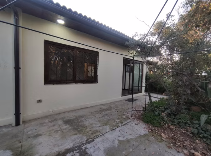 Se Vende Amplia Casa Cerca De Plaza De Puente Alto
