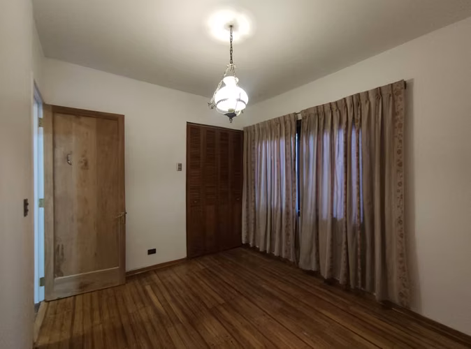 Se Vende Amplia Casa Cerca De Plaza De Puente Alto