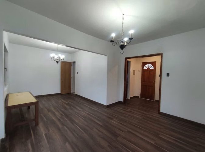 Se Vende Amplia Casa Cerca De Plaza De Puente Alto