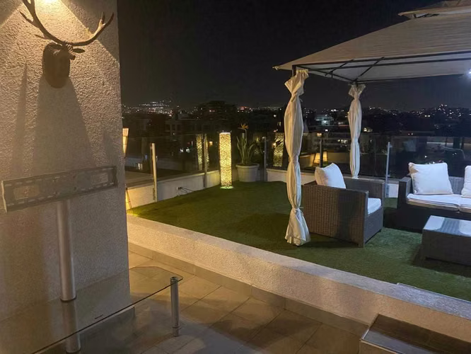 Gran terraza privada en rooftop (115605)