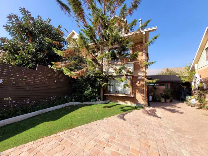Venta cómoda casa en El Hualle Sur,La Florida (115809)