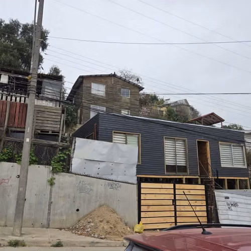 Propiedad con 2 Casas Paradero 30 Quilpué