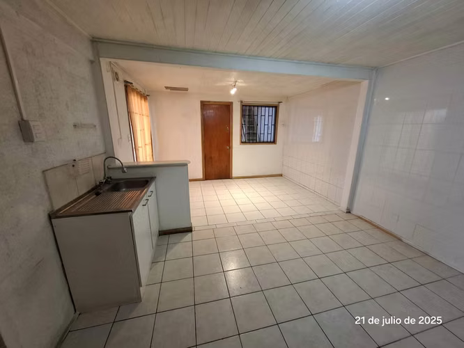 EN VENTA ACOGEDORA CASA UBICADA EN HUAMBALI