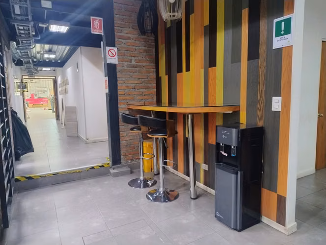 Venta Gran Galpón Industrial 1.203 M² | Excelente Conectividad