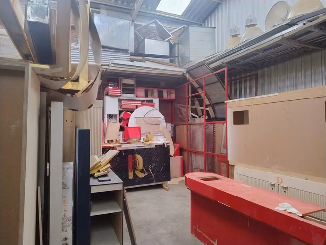 Venta Gran Galpón Industrial 1.203 M² | Excelente Conectividad