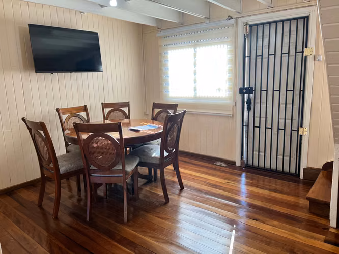 Venta de Casa Remodelada en sector Regional