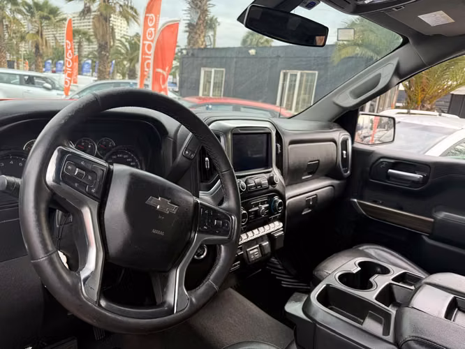 CHEVROLET SILVERADO LTZ CC 5.3L 4WD 2020