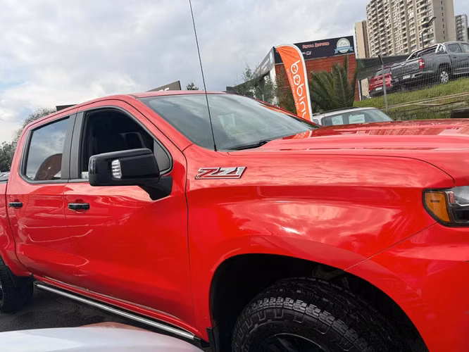 CHEVROLET SILVERADO LTZ CC 5.3L 4WD 2020