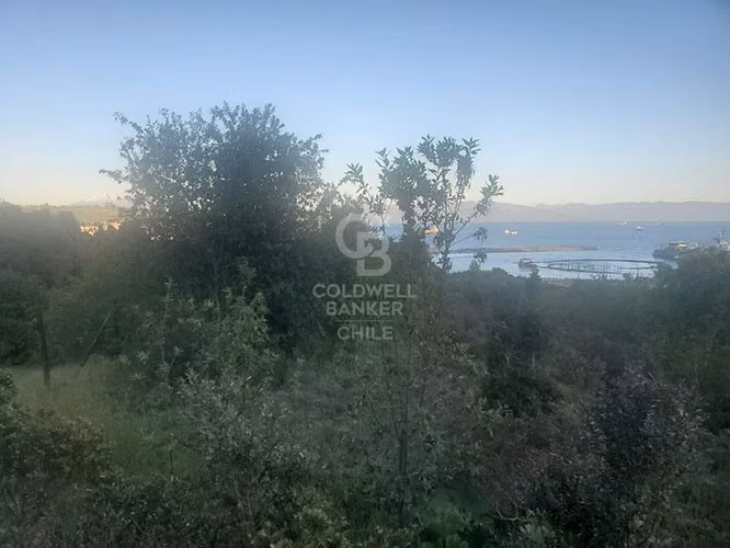 Terreno Chinquihue: Ideal para uso comercial o industrial