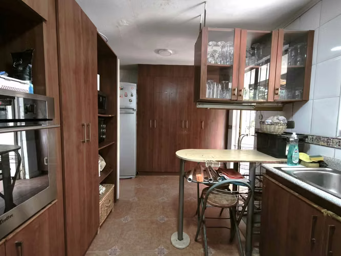 EXCELENTE OPORTUNIDAD PARA REMODELAR (116283)