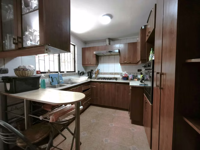 EXCELENTE OPORTUNIDAD PARA REMODELAR (116283)