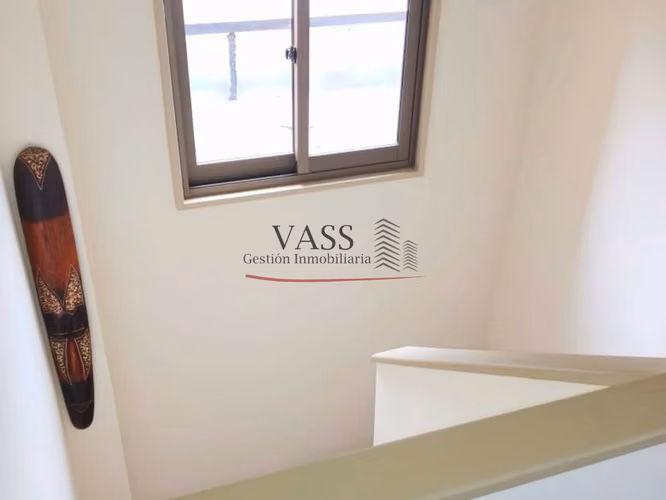 VASS vende casa 4D 3B en Limache
