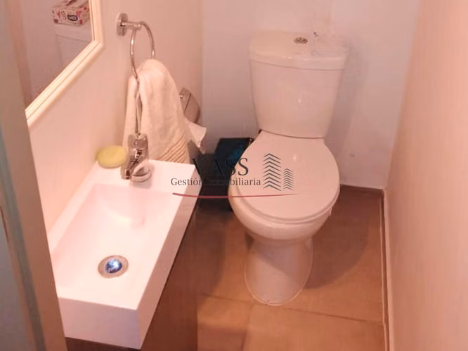 VASS vende casa 4D 3B en Limache