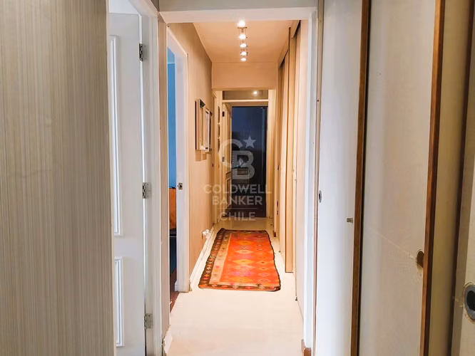 OPORTUNIDAD: Portal La Dehesa, Dpto. con jardín de 300 m2!