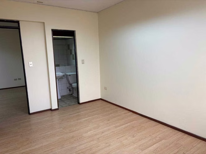Arriendo Oficina Edificio Kunz Temuco  3 Amb. (116450)