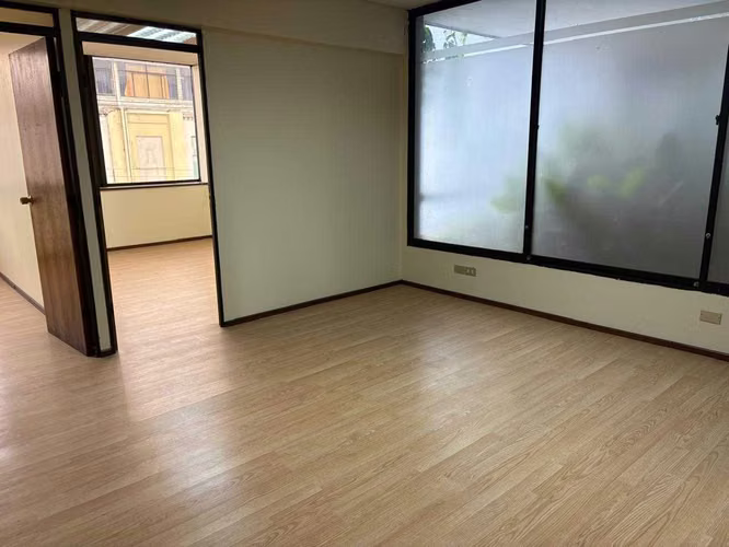 Arriendo Oficina Edificio Kunz Temuco  3 Amb. (116450)