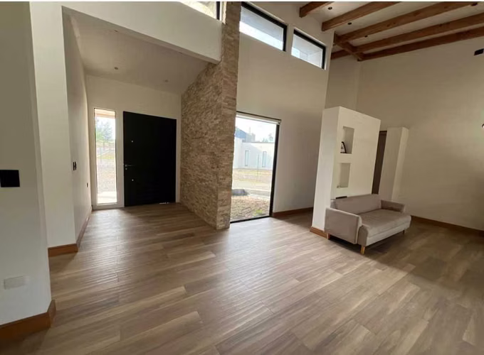 SE VENDE HERMOSA CASA CAMINO A CATO (116505) - Imagen 3