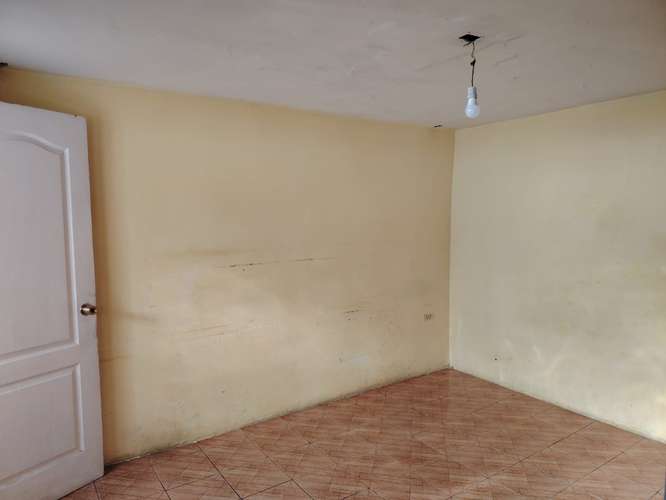 Casa con Local Comercial - Imagen 13
