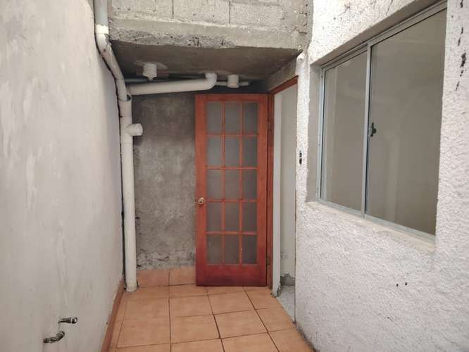 Casa con Local Comercial - Imagen 6