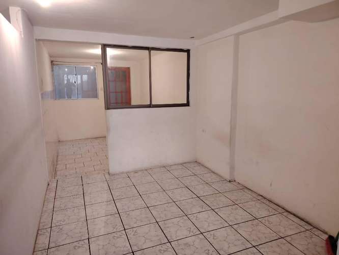 Casa con Local Comercial - Imagen 3