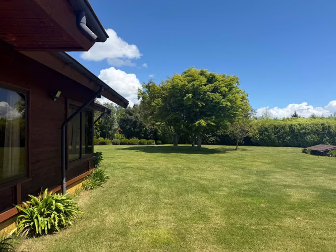 Casa en venta con vista al lago en Sector Los Riscos