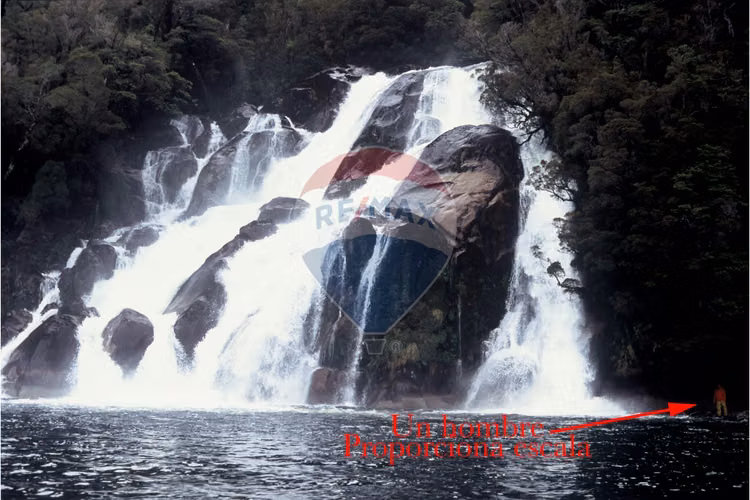 Lotes de terreno y derechos de agua glaciar