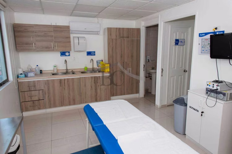 Se vende consulta médica. (117011)
