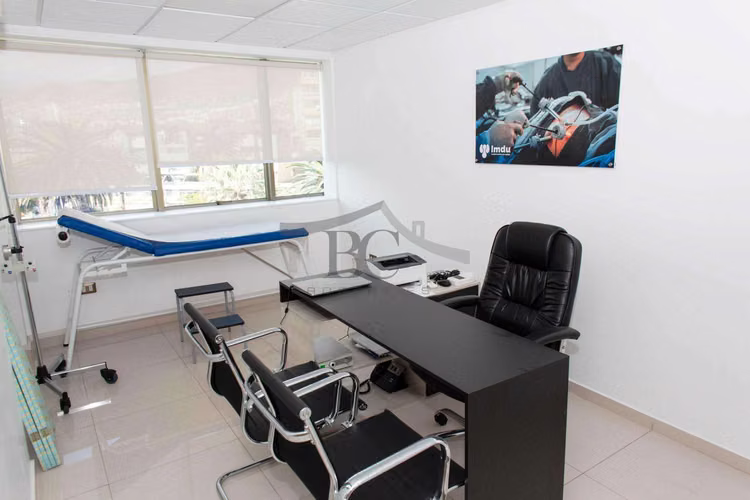 Se vende consulta médica. (117011)