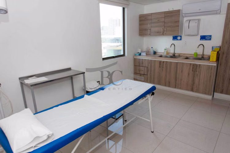 Se vende consulta médica. (117011)