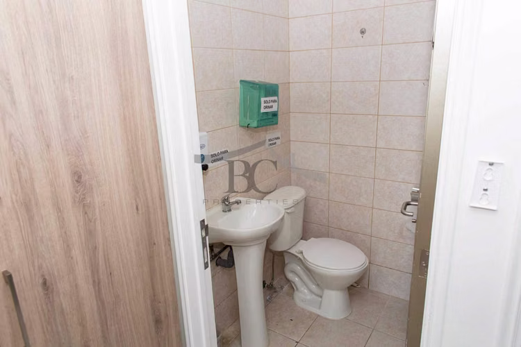 Se vende consulta médica. (117011)
