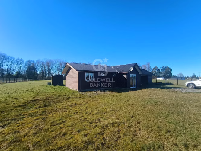 Se vende preciosa casa en parcela de 5.350 m²