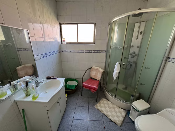 Vendo solida casa, gran terreno, 4 dormitorios - Imagen 11