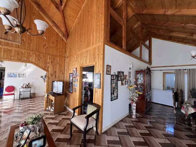 Vendo solida casa, gran terreno, 4 dormitorios - Imagen 7