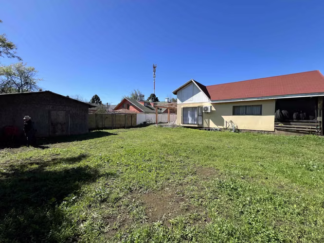 Vendo solida casa, gran terreno, 4 dormitorios - Imagen 4