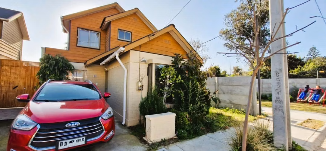 Venta de Propiedad Independiente en Condominio Limache