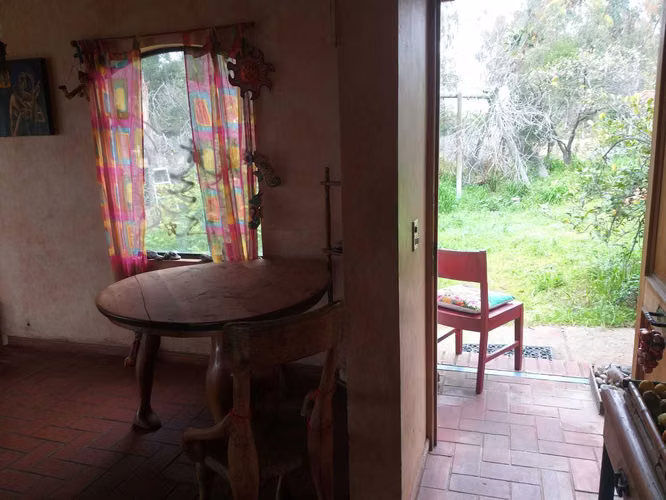 Casa con gran terreno/ 7D, 4 baños, piscina (117245)
