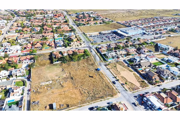 Se vende terreno comercial en Peñuelas, Coquimbo