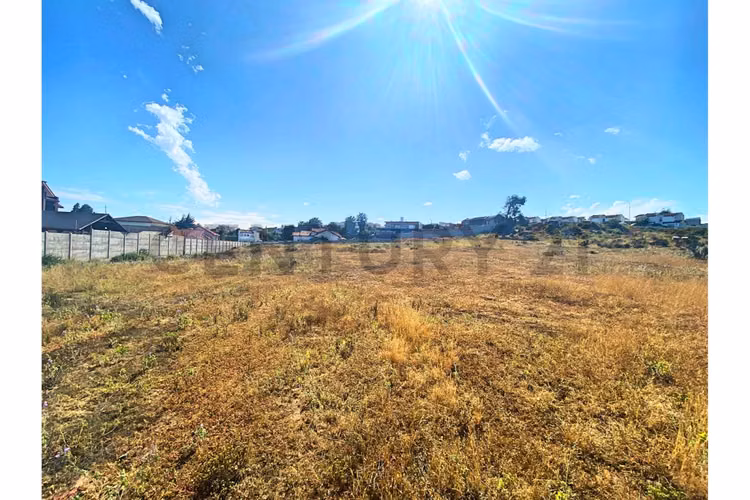 Se vende terreno de 9.000 mt2 en Peñuelas