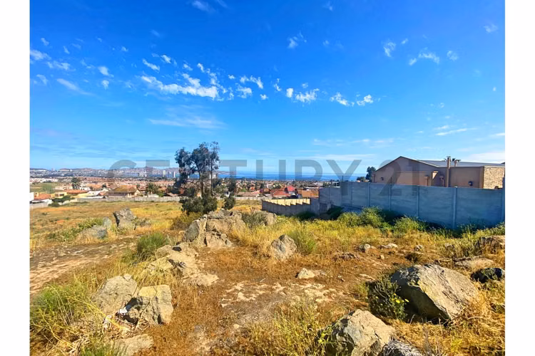 Se vende terreno de 9.000 mt2 en Peñuelas