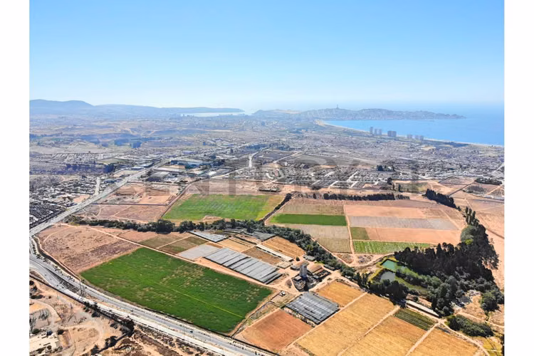 Se vende terreno de 8 Ha. En La Cantera, Coquimbo.