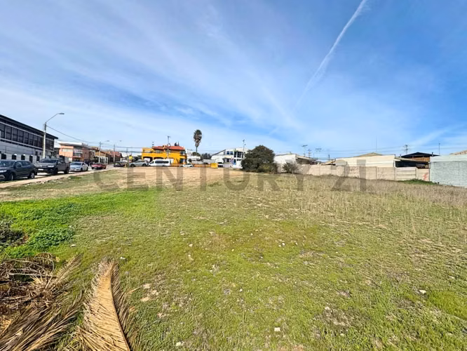 Se vende terreno con vista en Peñuelas