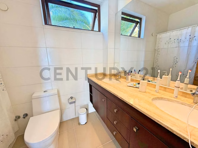 Venta Casa en Condominio El Santuario, Peñuelas