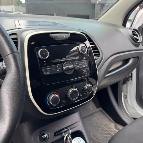 RENAULT CAPTUR LIFE 201
