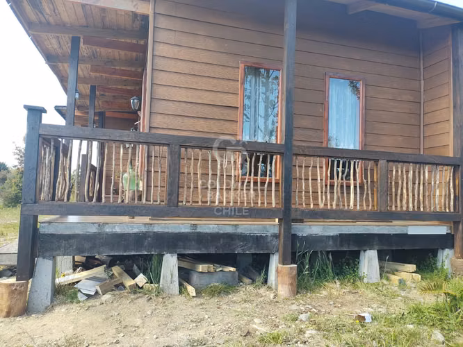 Amplia y hermosa casa en parcela de 5.000 m²