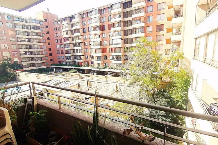 MEJOR PRECIO, DEPTO 3 D A PASOS DEL METRO (116395)