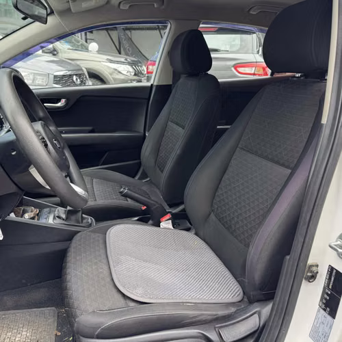 KIA RIO 4 LX 2019 - Imagen 8
